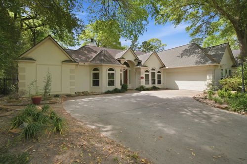 39 Wedgewood Blvd, Conroe, TX, 77304-1349 | Card Image
