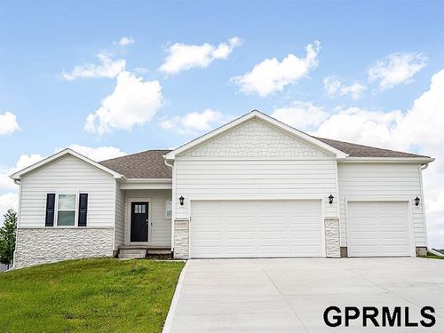 7602 N 170th St, Bennington, NE, 68007-3325 | Card Image