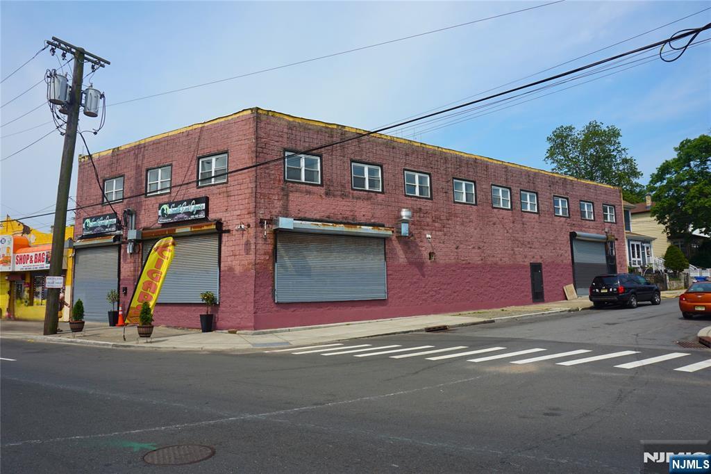 Commercial Sale in Newark