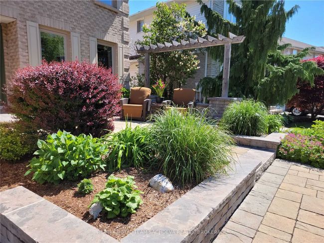 955 Peggoty Cir, House other with 4 bedrooms, 4 bathrooms and 4 parking in Oshawa ON | Image 37