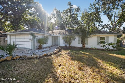 9 Brookside Cir, Ormond Beach, FL, 32174-3914 | Card Image