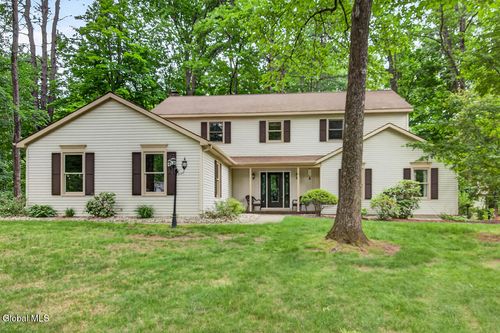 26 Knollwood Dr, Saratoga Springs, NY, 12866-5774 | Card Image