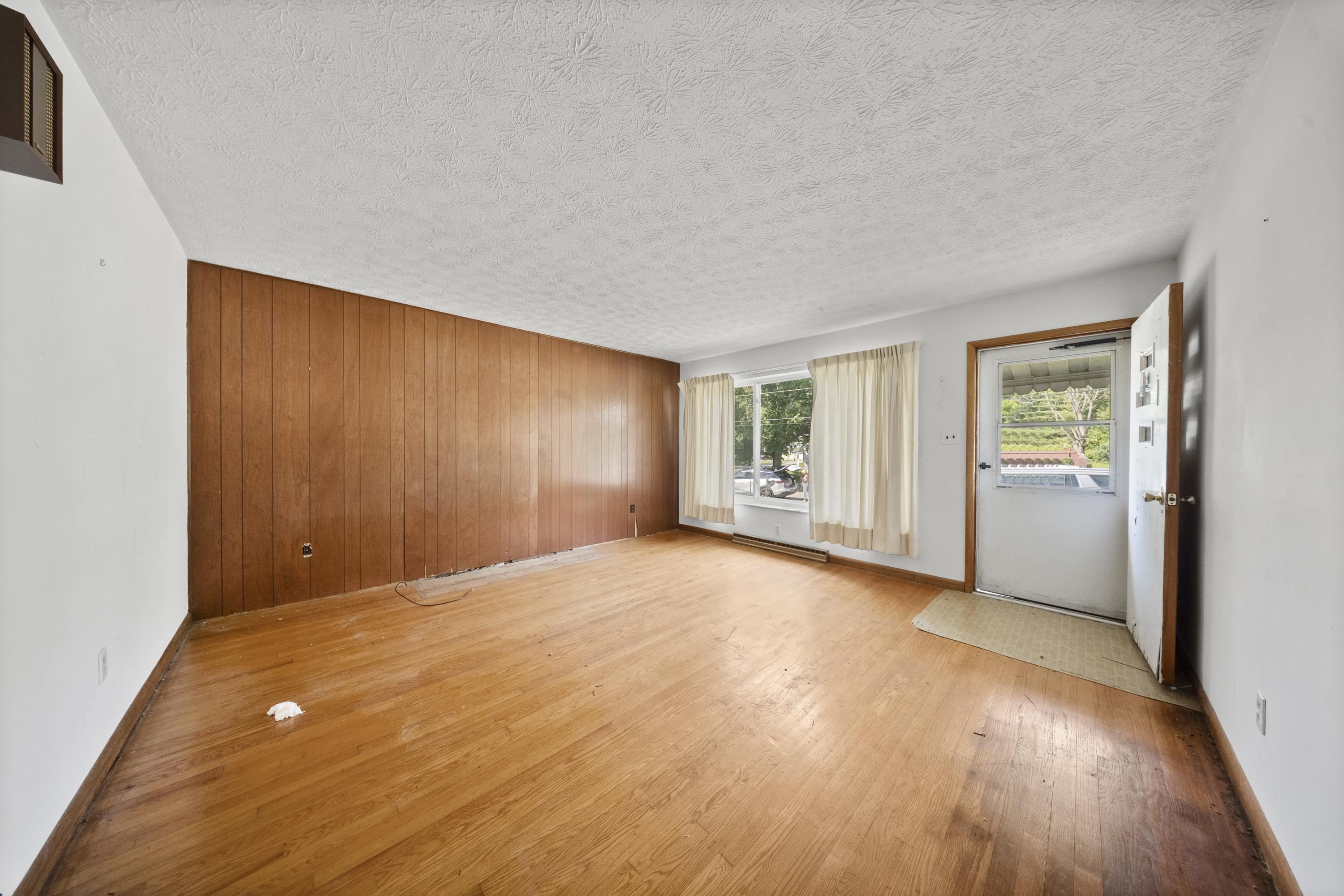 Residential in Flatwoods 5