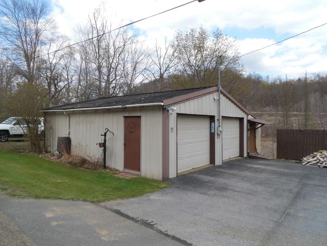 Garage | Image 21