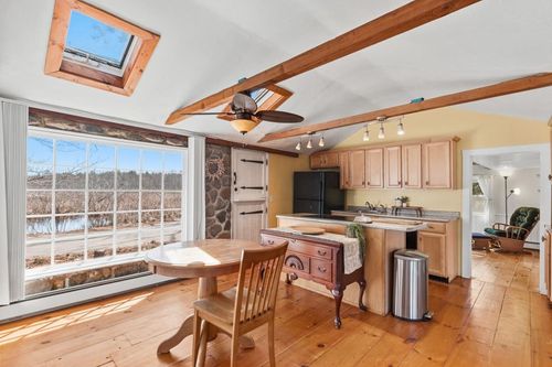 120 Pond St, Newton, NH, 03858-3412 | Card Image