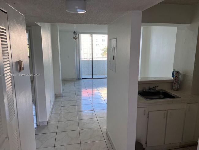 APT-611 - 546 Sw 1 St St, Condo with 1 bedrooms, 1 bathrooms and null parking in Miami FL | Image 7