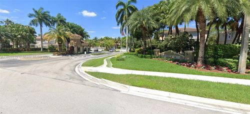 752 Nw 127th Ave, Coral Springs, FL, 33071-4414 | Card Image