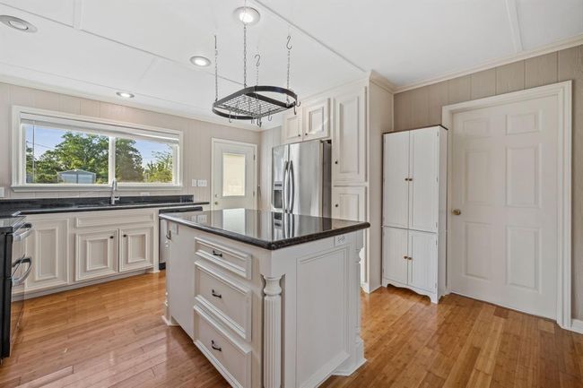 Kitchen | Image 14