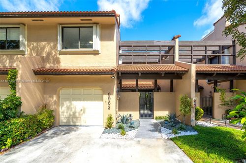 88-9962 Costa Del Sol Blvd, Doral, FL, 33178-2935 | Card Image