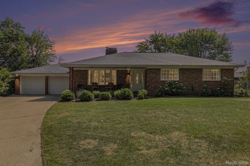 11332 Denton Hill Rd, Fenton, MI, 48430-2524 | Card Image