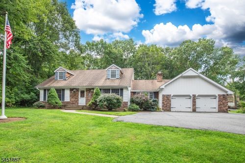 28 Church Rd, Randolph, NJ, 07869-2914 | Card Image