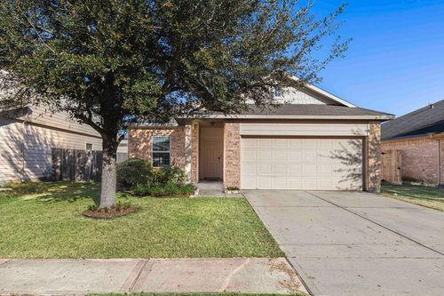 7014 Hazelnut Ln, Baytown, TX, 77521-2230 | Card Image