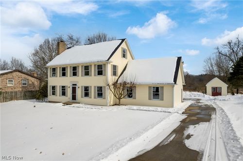 12224 Hoover Ave Nw, Uniontown, OH, 44685-7652 | Card Image