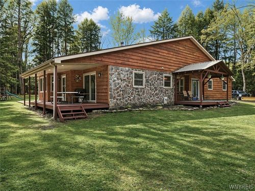 6921 Woodland Dr, Great Valley, NY, 14741-9752 | Card Image