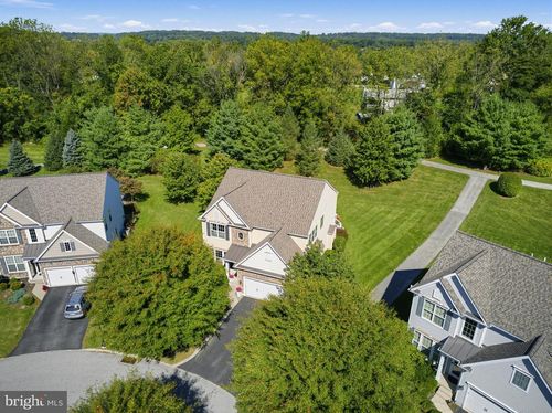 629 Empire Dr, DOWNINGTOWN, PA, 19335-4971 | Card Image