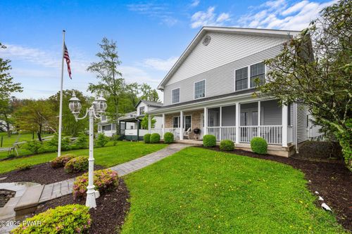 121 Island View Dr, Lake Ariel, PA, 18436-4756 | Card Image