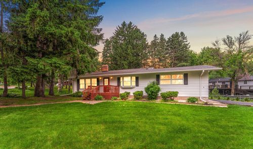 524 Brick St S, Stillwater, MN, 55082-5908 | Card Image