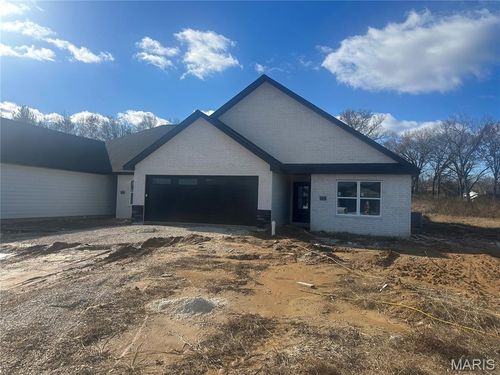 123 Beechwood Ln, Cape Girardeau, MO, 63701-3733 | Card Image