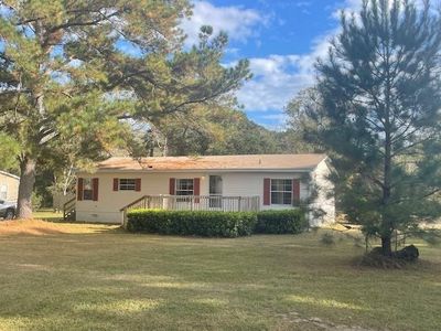 80 Deer Creek Road, House other with 3 bedrooms, 2 bathrooms and null parking in Havana FL | Image 2