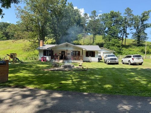 166 Moore Br, Flatgap, KY, 41219-9420 | Card Image