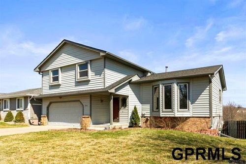 10103 S 11th St, Bellevue, NE, 68123-2431 | Card Image