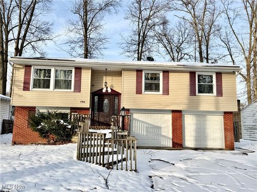 1766 Arthur Drive Nw, Warren, OH, 44485 | Card Image