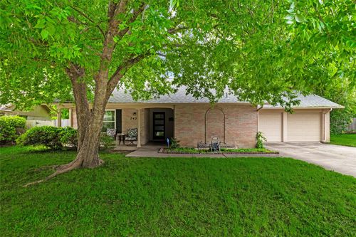 7428 Overhill Rd, Fort Worth, TX, 76116-9016 | Card Image
