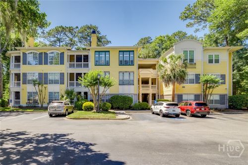 3334 Whitemarsh Way, Savannah, GA, 31410-5220 | Card Image