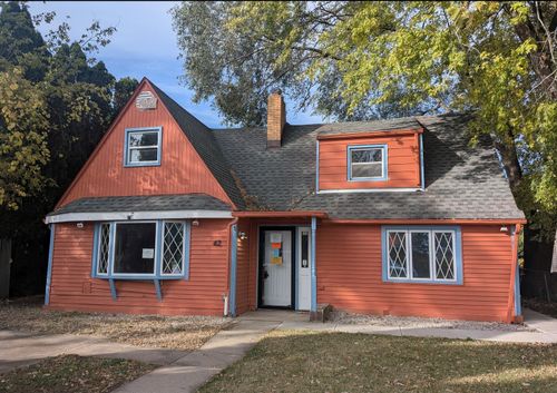 42 Rushmore Rd, Fox Lake, IL, 60020-1640 | Card Image