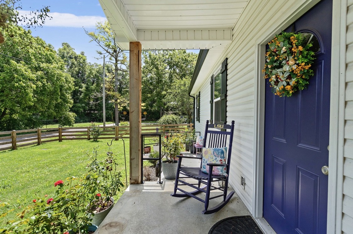 Billy Lee St, Columbia, TN 38401