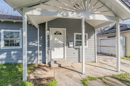 2835 Bentley Ave, Dallas, TX, 75211-5520 | Card Image