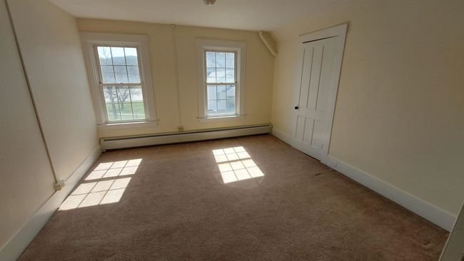 3 - 117 S Main St, Condo with 1 bedrooms, 1 bathrooms and null parking in Chester VT | Image 4