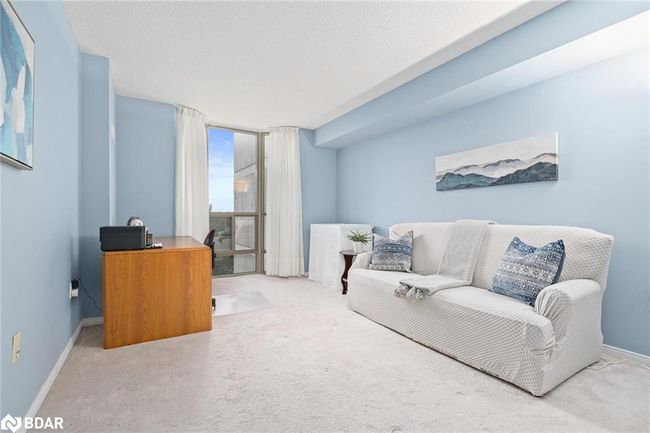 602 - 20 Mcfarlane Dr, House attached with 2 bedrooms, 1 bathrooms and 1 parking in Halton Hills ON | Image 25