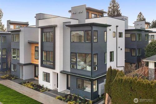 9223 14th Ave Nw, Seattle, WA, 98117-2307 | Card Image