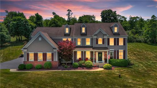 2760 Valley View Rd, Hellertown, PA, 18055-3349 | Card Image