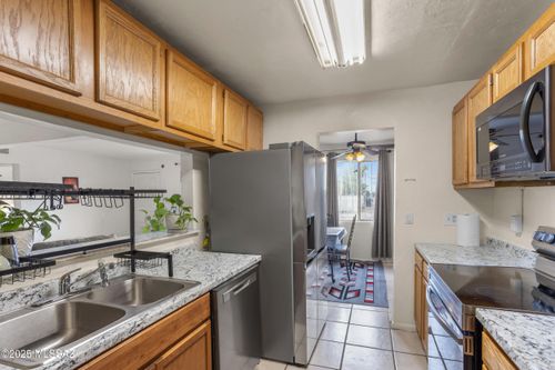 1211 S Rook Avenue, Tucson, AZ, 85711 | Card Image