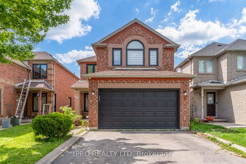 3 Forestgrove Cir, Brampton, ON, L6Z4T2 | Card Image