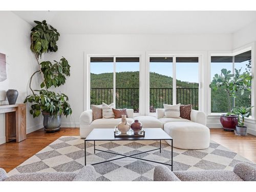 208 Seven Hills Dr, Boulder, CO, 80302-9737 | Card Image