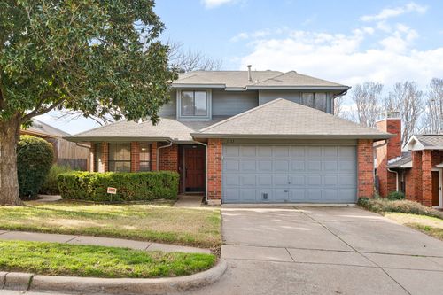 1523 Bennington Ct, Grapevine, TX, 76051-6671 | Card Image