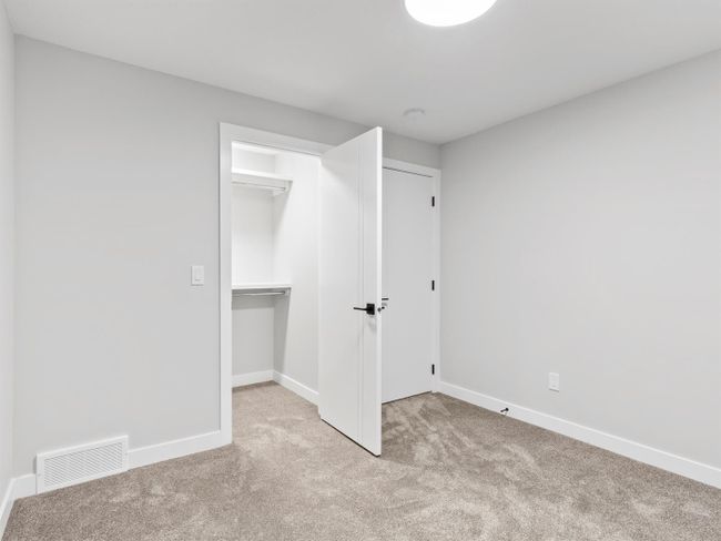 2731 Conrad Dr Nw, House detached with 5 bedrooms, 3 bathrooms and 2 parking in Calgary AB | Image 39
