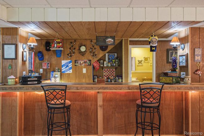 Basement bar for entertaining | Image 18