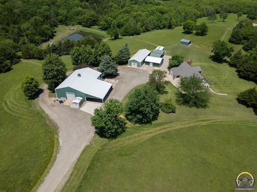12106 S Burlingame Rd, Burlingame, KS, 66413-8522 | Card Image