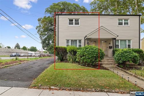 401 White St, Orange, NJ, 07050-2705 | Card Image