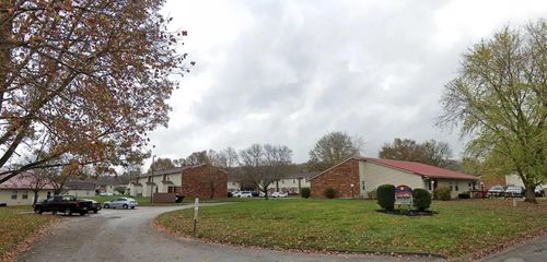1890 Vista Cir, Aberdeen, OH, 45101-9542 | Card Image