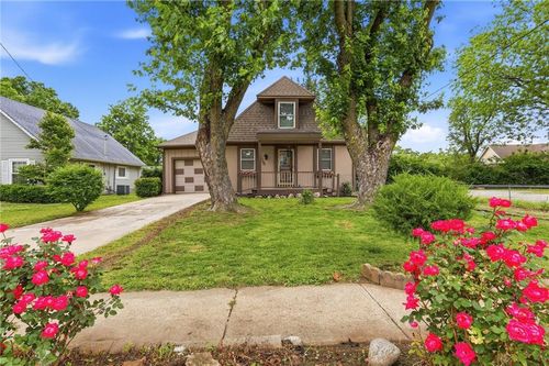 405 S Pine St, Olathe, KS, 66061-4343 | Card Image