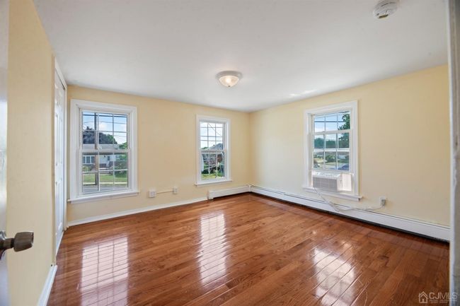 429 Old Bridge Tpke, House other with 3 bedrooms, 2 bathrooms and null parking in East Brunswick NJ | Image 16
