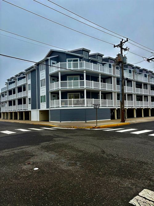 104-24 44th St, Sea Isle City, NJ, 08243-1860 | Card Image