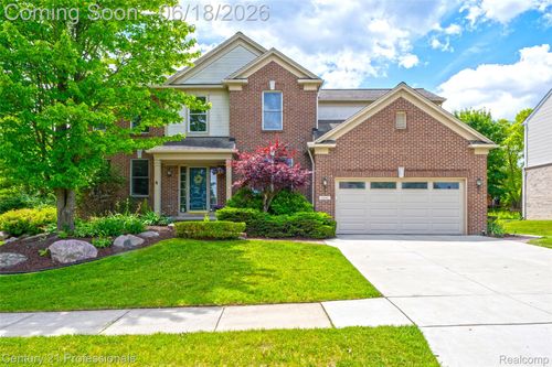 1892 Ring Neck Dr, Rochester, MI, 48307-6011 | Card Image