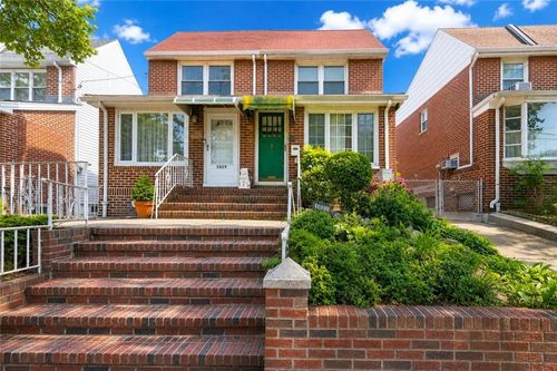 1031 80th St, Brooklyn, NY, 11228-2619 | Card Image