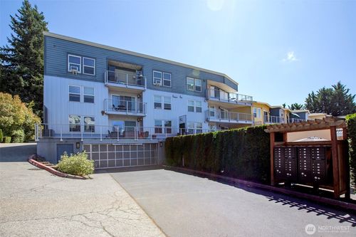 apt-205-11920 98th Ave Ne, Kirkland, WA, 98034-8952 | Card Image